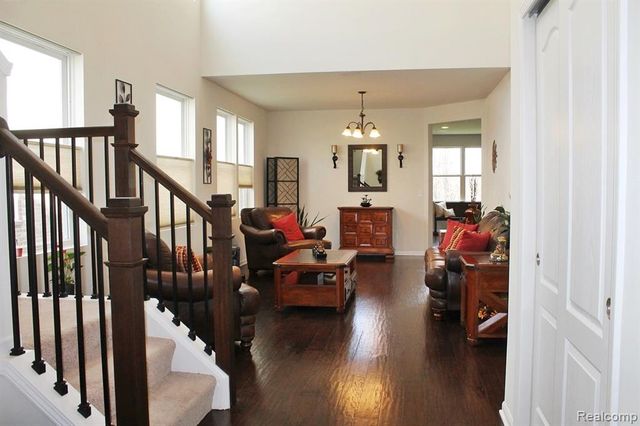 860 Backshore Drive, Canton, MI 48187