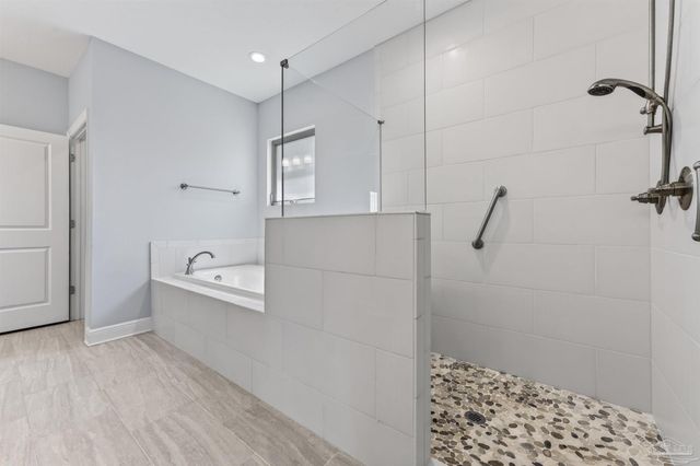 1181 Wensel Dr, Cantonment, FL 32533