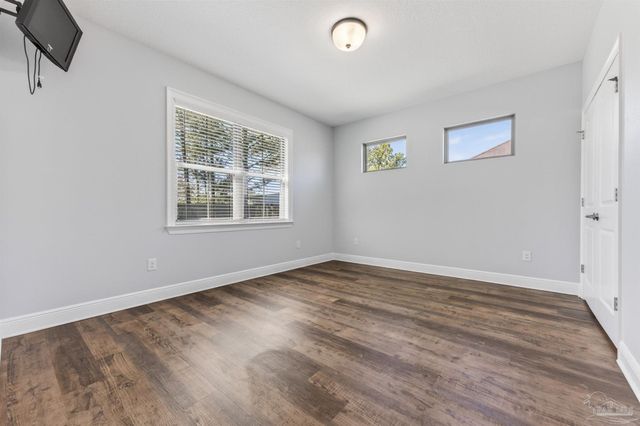 1181 Wensel Dr, Cantonment, FL 32533