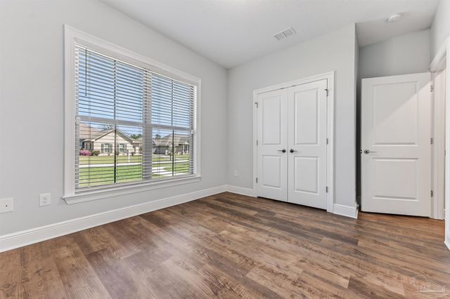 1181 Wensel Dr, Cantonment, FL 32533