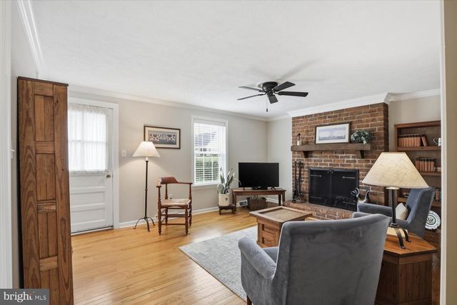 2182 VEUMONT DR, Lancaster, PA 17601