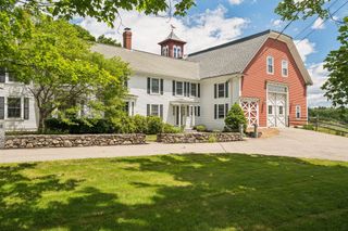 83 Worcester Road, Hollis, NH 03049