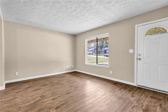 8998 Hurst Court, Jonesboro, GA 30238