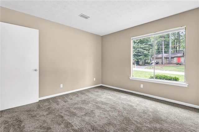 8998 Hurst Court, Jonesboro, GA 30238