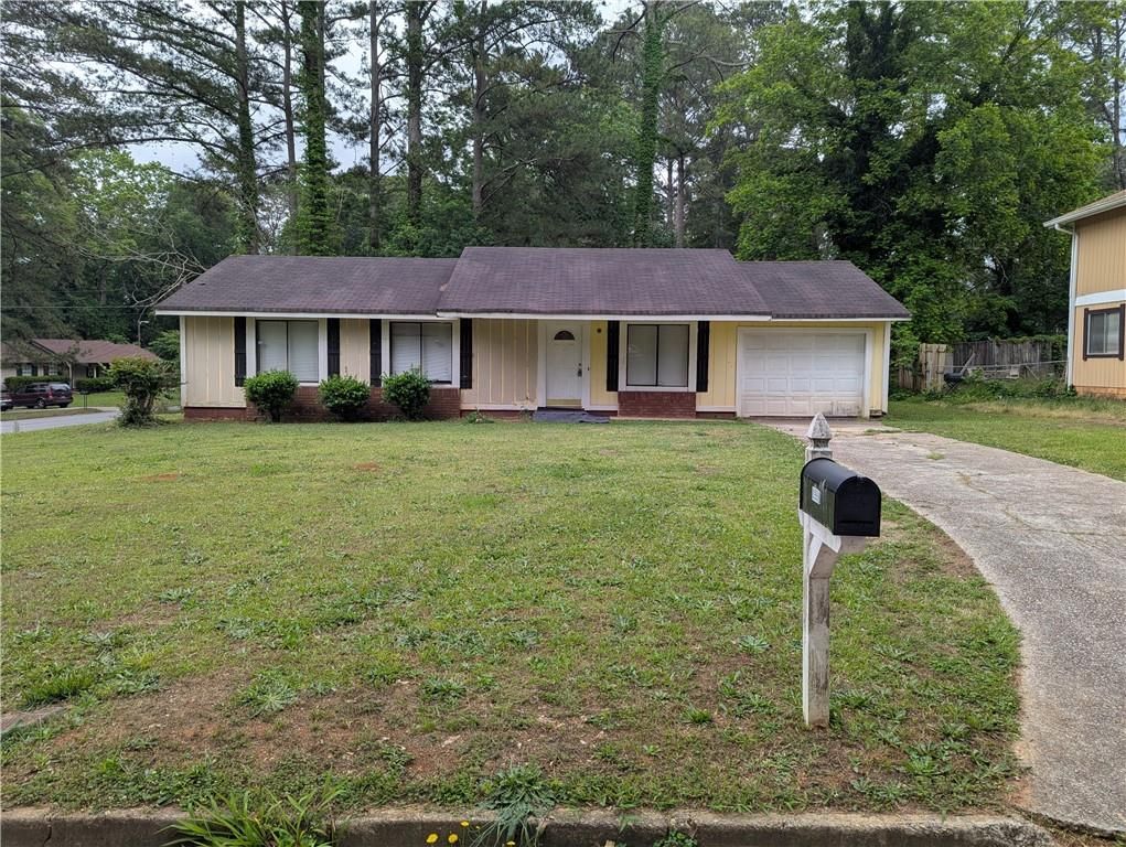 8998 Hurst Court, Jonesboro, GA 30238