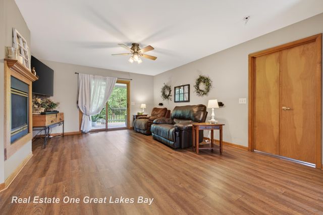 6153 Marathon Road, Marathon Twp, MI 48464