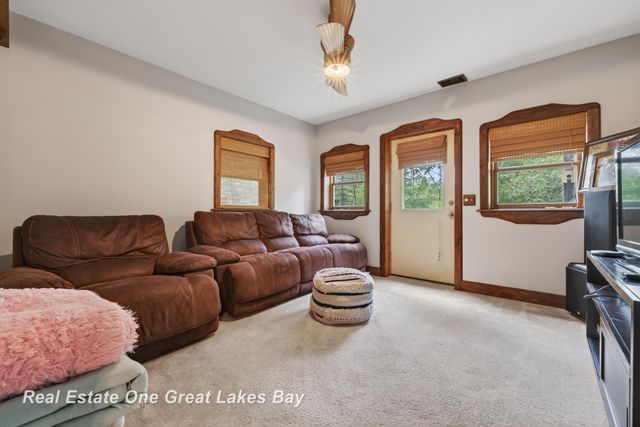 6153 Marathon Road, Marathon Twp, MI 48464