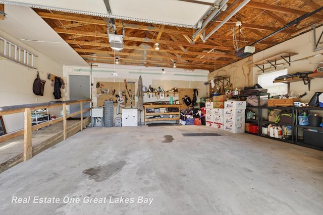 6153 Marathon Road, Marathon Twp, MI 48464