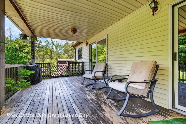 6153 Marathon Road, Marathon Twp, MI 48464