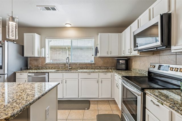 5605 Calf Creek Drive, Fort Worth, TX 76179