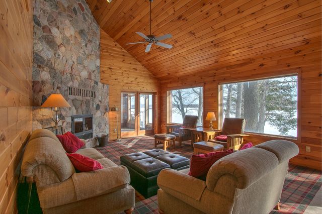 2097 Peninsula Drive, Mora, MN 55051