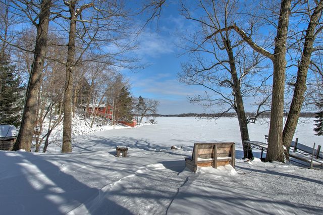 2097 Peninsula Drive, Mora, MN 55051