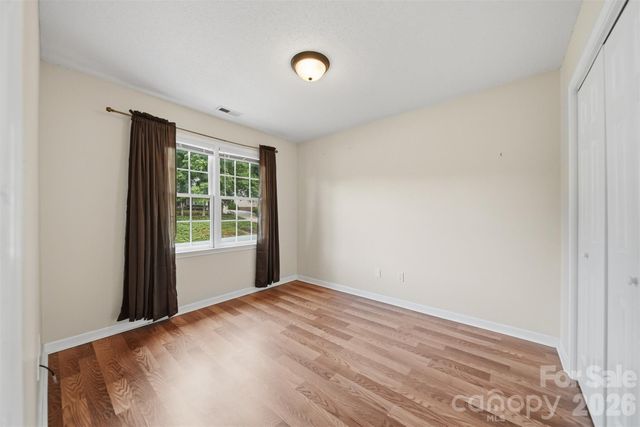 1737 9th Street Place SE, Hickory, NC 28602