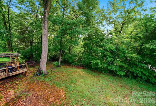 1737 9th Street Place SE, Hickory, NC 28602