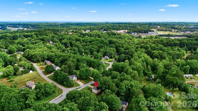 1737 9th Street Place SE, Hickory, NC 28602