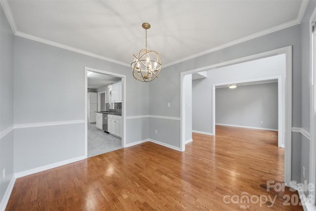 1737 9th Street Place SE, Hickory, NC 28602