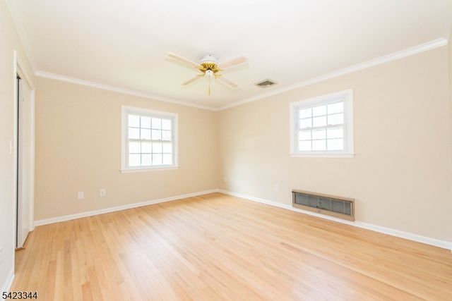 89 Sykes Ave, Livingston Twp., NJ 07039