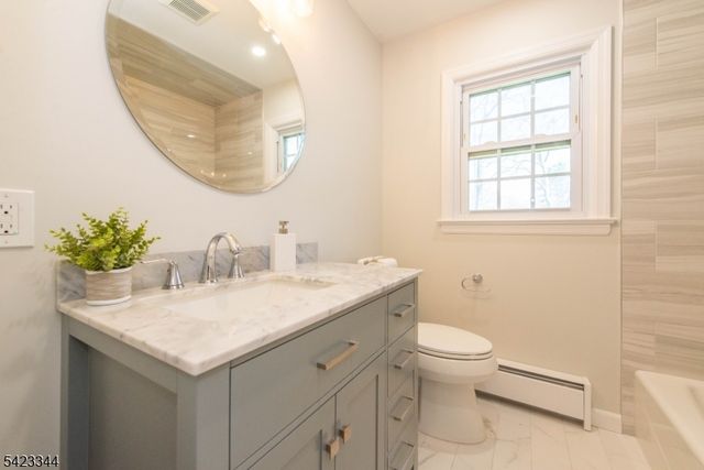 89 Sykes Ave, Livingston Twp., NJ 07039
