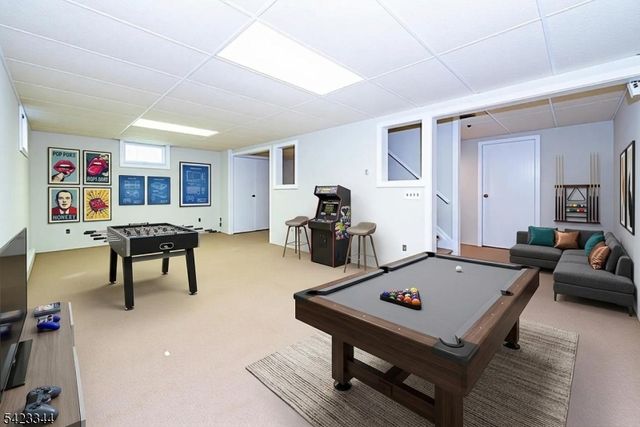 89 Sykes Ave, Livingston Twp., NJ 07039