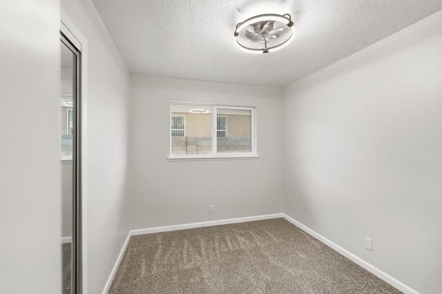 317 64th Street SW, Albuquerque, NM 87121