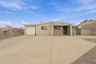 317 64th Street SW, Albuquerque, NM 87121