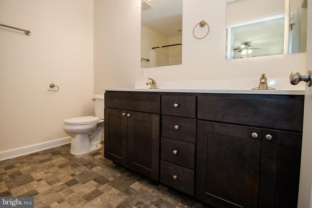 301 S CHURCH ST, Woodstock, VA 22664