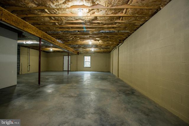 301 S CHURCH ST, Woodstock, VA 22664