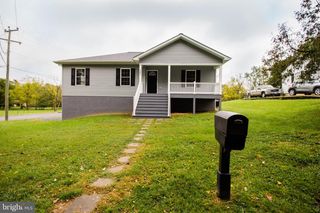 301 S CHURCH ST, Woodstock, VA 22664