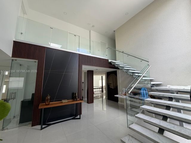 10462 NW 130th St 1, Hialeah Gardens, FL 33018