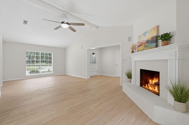 10916 Fawnlily Street, The Woodlands, TX 77380