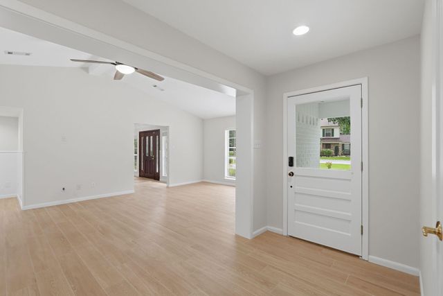 10916 Fawnlily Street, The Woodlands, TX 77380