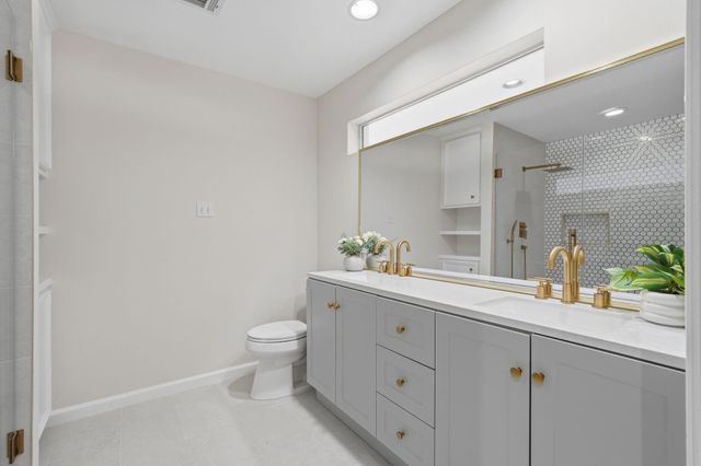 10916 Fawnlily Street, The Woodlands, TX 77380