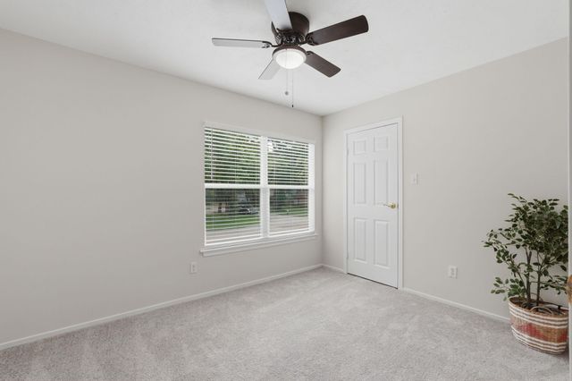 10916 Fawnlily Street, The Woodlands, TX 77380