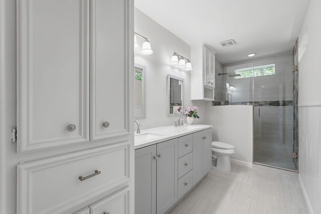 10916 Fawnlily Street, The Woodlands, TX 77380