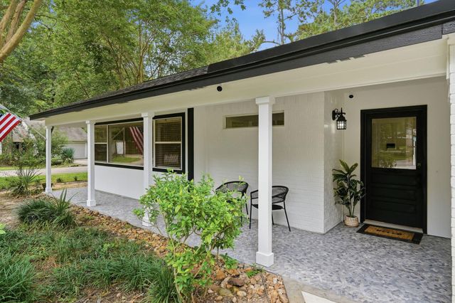 10916 Fawnlily Street, The Woodlands, TX 77380