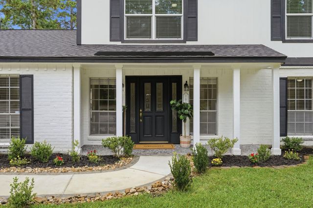 10916 Fawnlily Street, The Woodlands, TX 77380