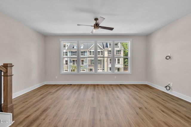 1112 Blackthorn Lane, Durham, NC 27703