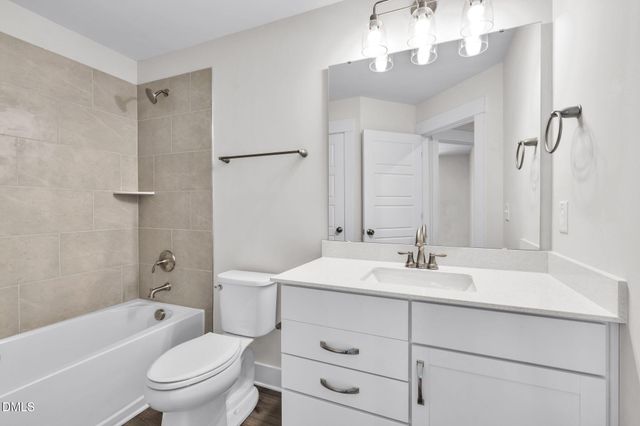 1112 Blackthorn Lane, Durham, NC 27703