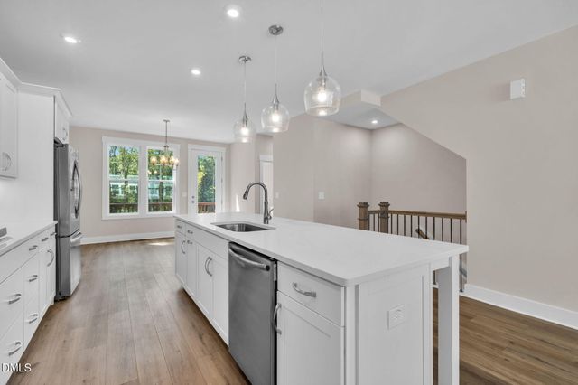 1112 Blackthorn Lane, Durham, NC 27703