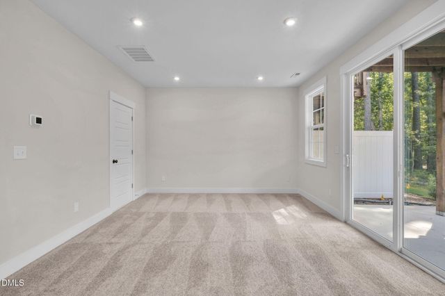 1112 Blackthorn Lane, Durham, NC 27703