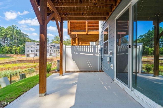 1112 Blackthorn Lane, Durham, NC 27703