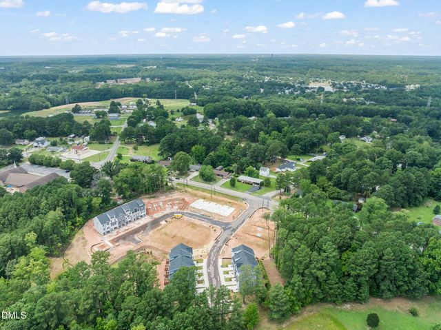 1112 Blackthorn Lane, Durham, NC 27703