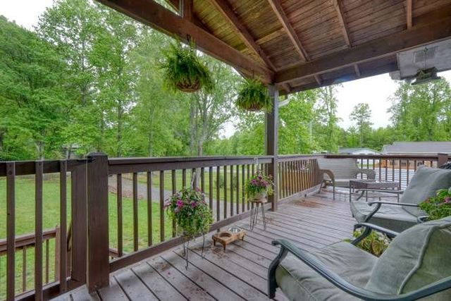455 N Forest Circle, Blairsville, GA 30512