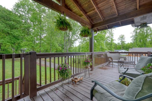 455 N Forest Circle, Blairsville, GA 30512