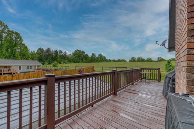 455 N Forest Circle, Blairsville, GA 30512