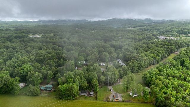 455 N Forest Circle, Blairsville, GA 30512