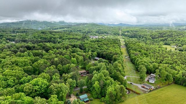 455 N Forest Circle, Blairsville, GA 30512