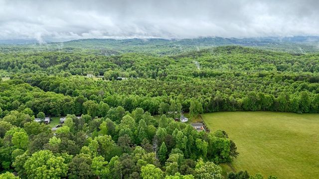 455 N Forest Circle, Blairsville, GA 30512