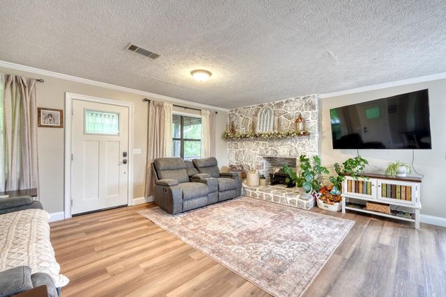 455 N Forest Circle, Blairsville, GA 30512