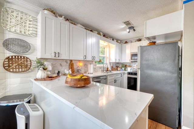 455 N Forest Circle, Blairsville, GA 30512